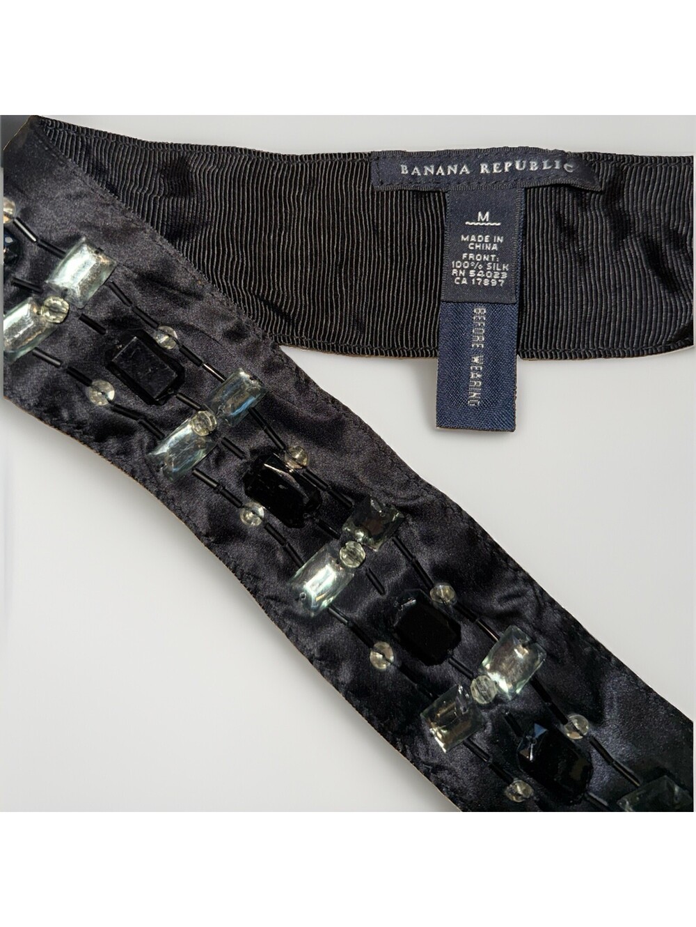 Banana Republic Women’s Medium Beaded belt on Silk And Grosgrain Ribbon